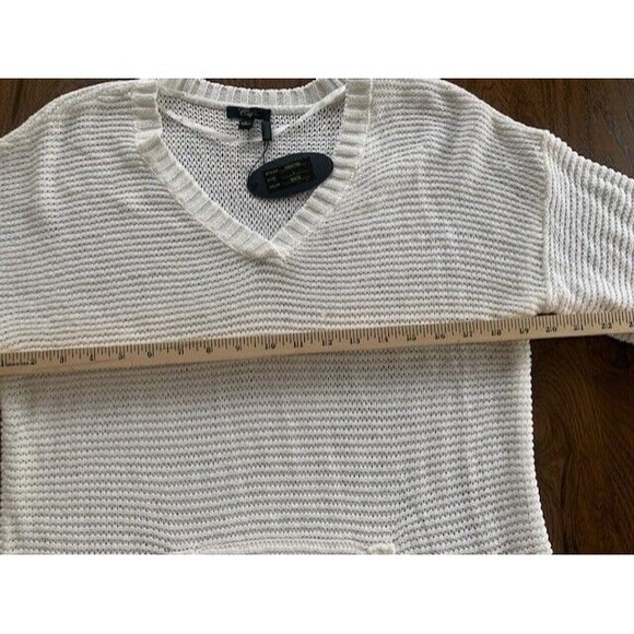 NWT Cupio Women's Large White Sweater V-Neck Loose Knit Long Beach - Picture 9 of 13